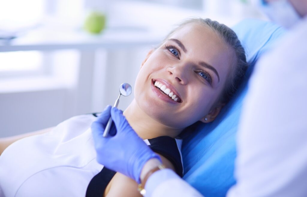 Spring Smilie Refresh Your Look with a Spring Smile Makeover Before Summer ...